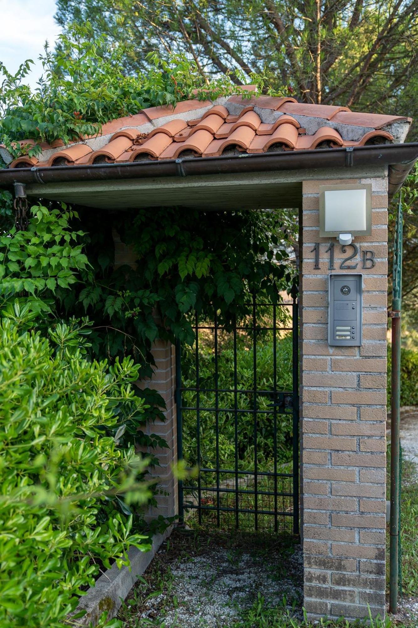B&B La Figuretta Iesi Εξωτερικό φωτογραφία