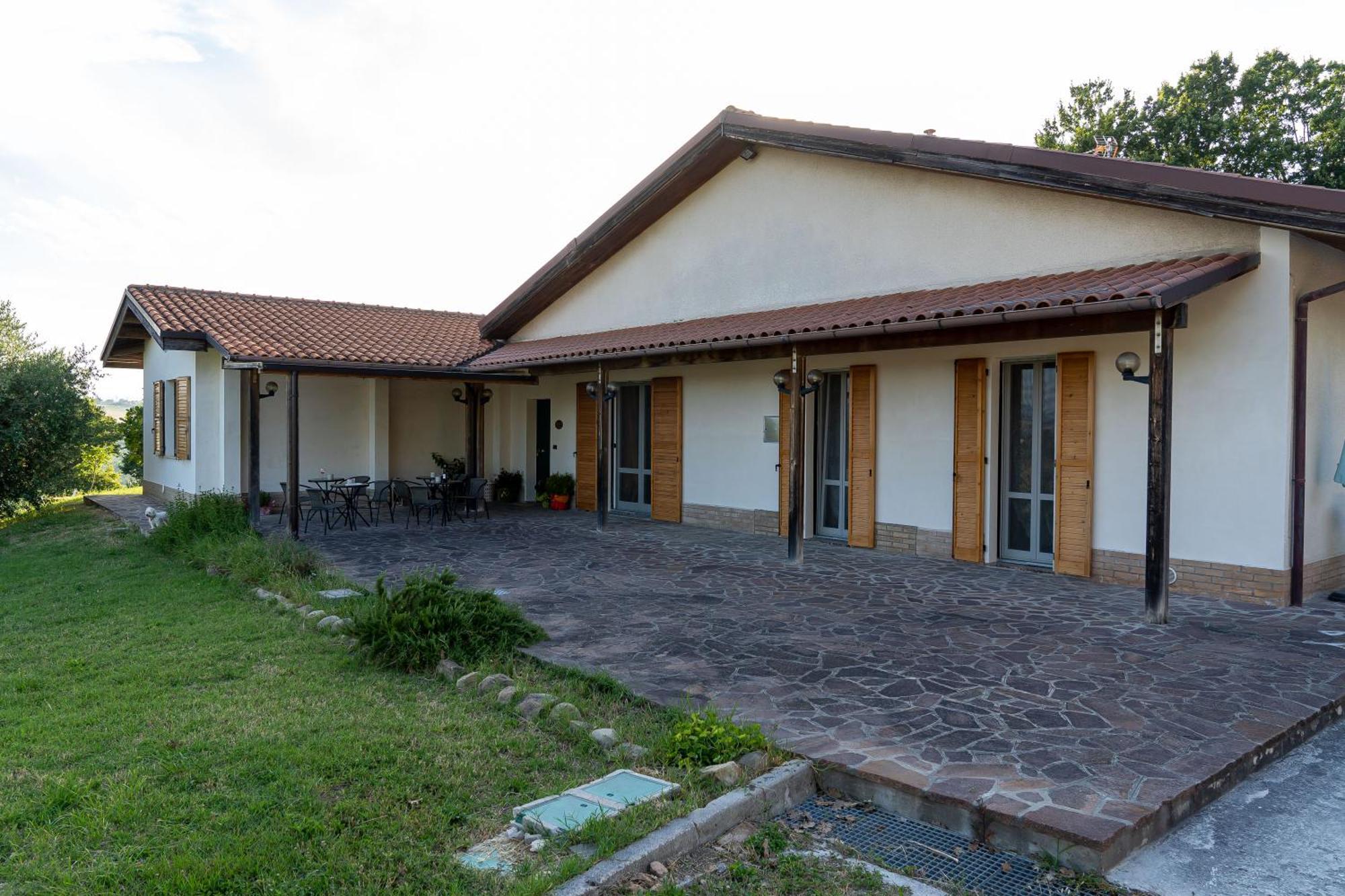 B&B La Figuretta Iesi Εξωτερικό φωτογραφία